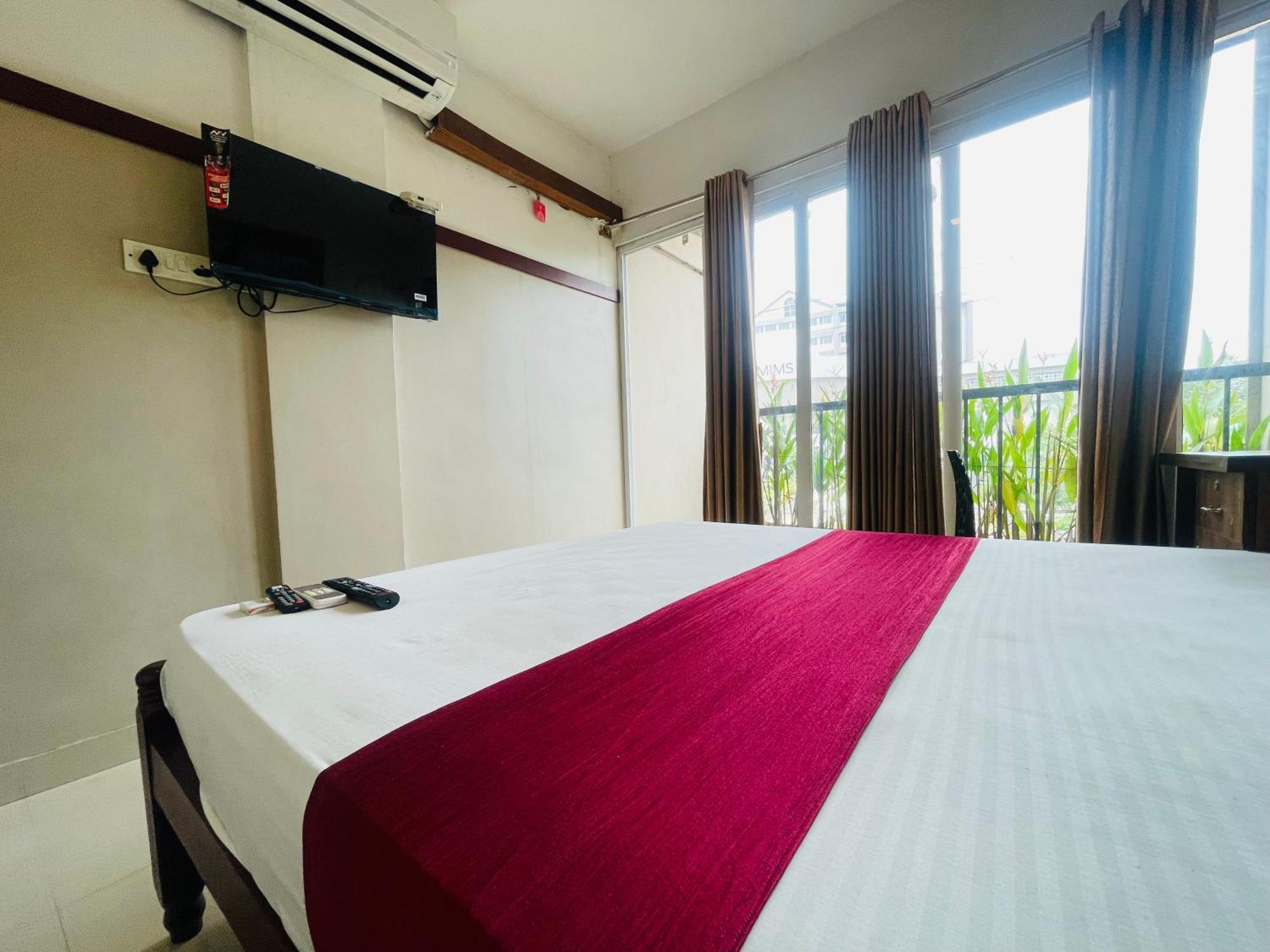 Rio Rooms Mims Calicut ภายนอก รูปภาพ