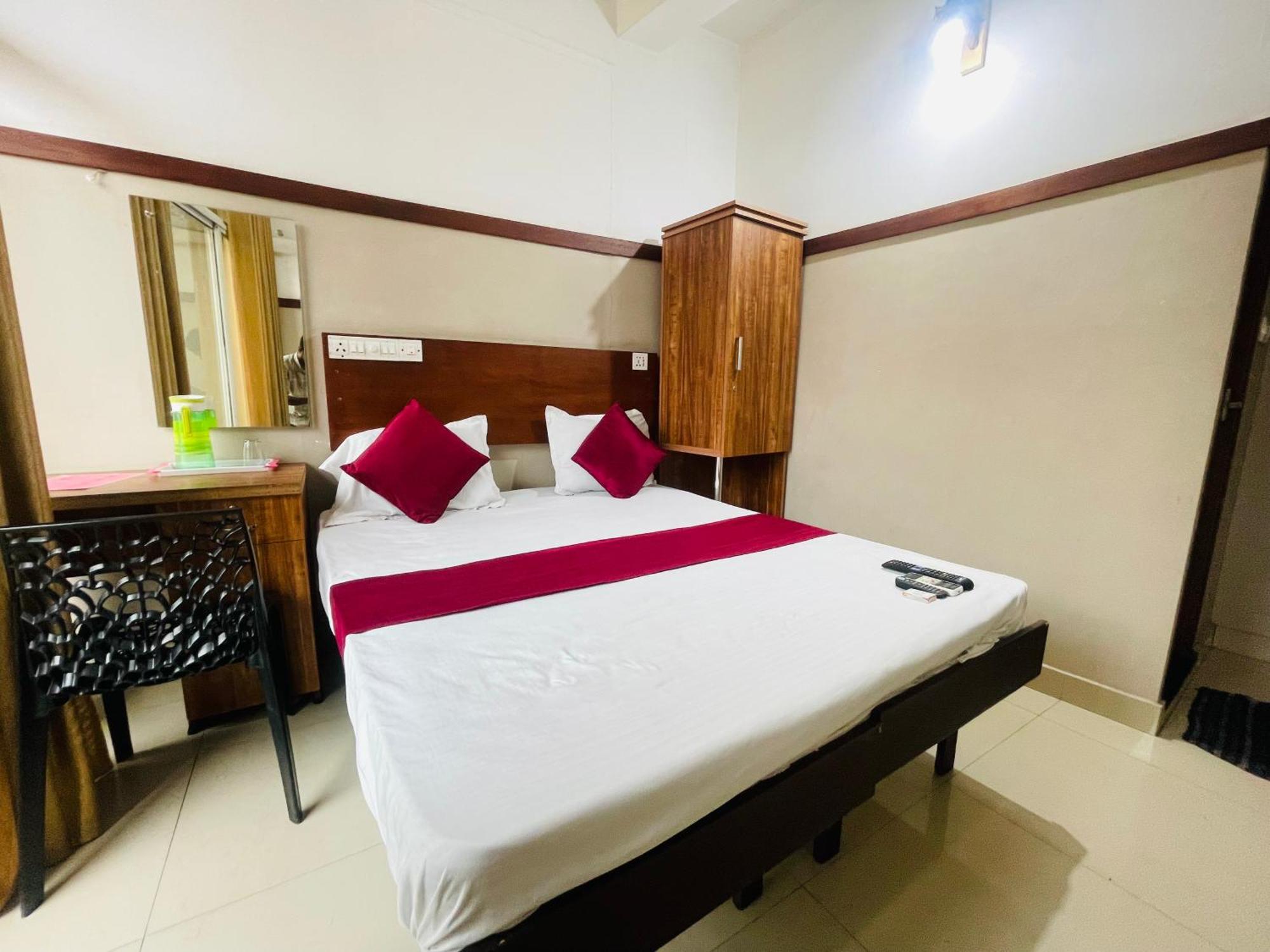 Rio Rooms Mims Calicut ภายนอก รูปภาพ