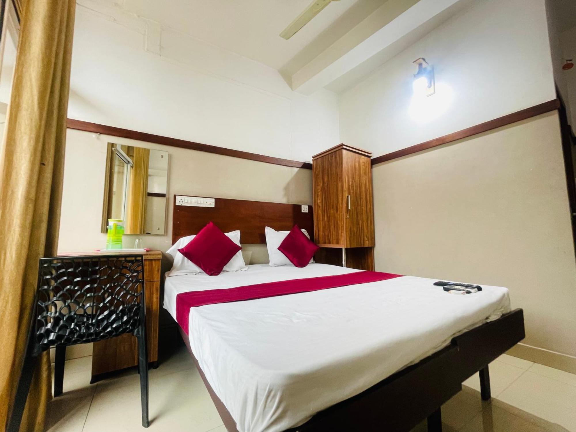Rio Rooms Mims Calicut ภายนอก รูปภาพ